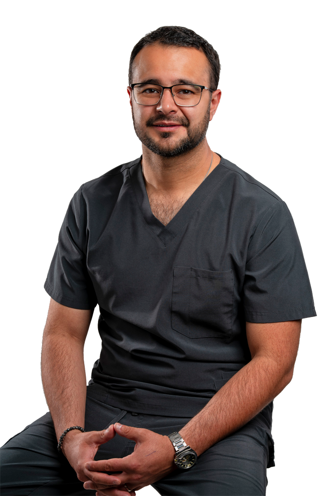 Dr. Juan Josué Salamea, Cirujano Plástico